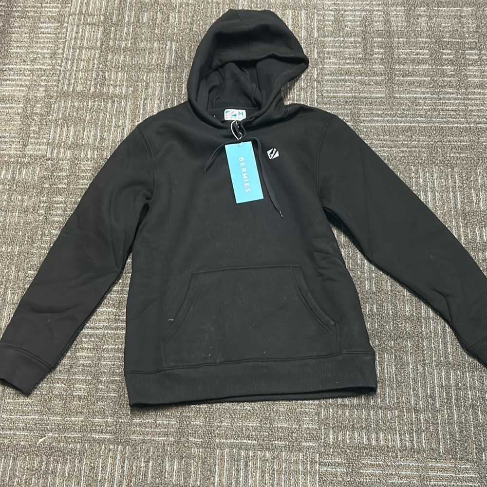 Bermies Black Beach Hoodie
Size M
Great heavy fabric